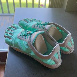 Super comfy skeltoes